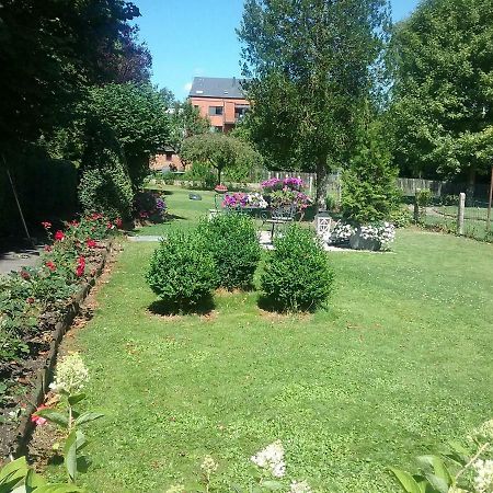 B&B Au Jardin Fleuri Marche-en-Famenne Extérieur photo