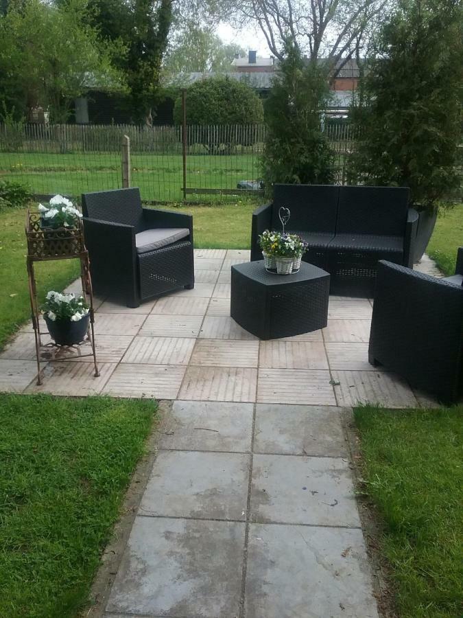 B&B Au Jardin Fleuri Marche-en-Famenne Extérieur photo