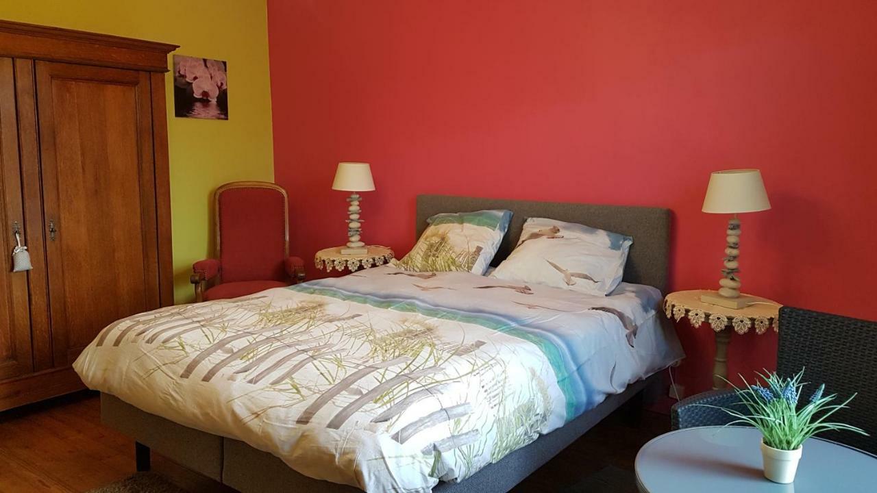 B&B Au Jardin Fleuri Marche-en-Famenne Extérieur photo